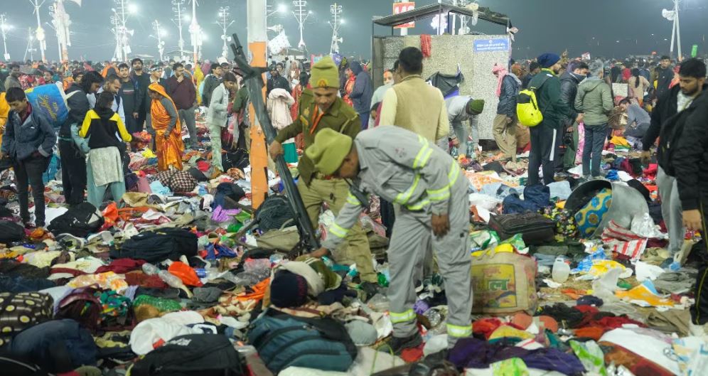 महाकुंभ में एक नहीं दो भगदड़, आखिर क्योंं छिपा रही पुलिस