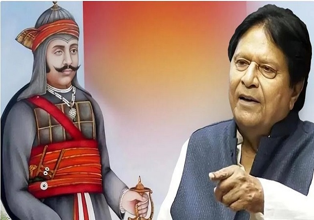 अपने बाप को बाप कहने को तैयार नहीं......   सपा सांसद पर फूटा योगी सरकार के मंत्री का गुस्सा।