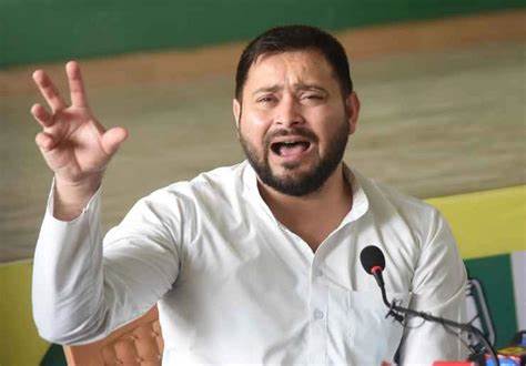तेजस्वी का तीखा वार, 65% आरक्षण पर NDA की चुप्पी क्यों है संदिग्ध?
