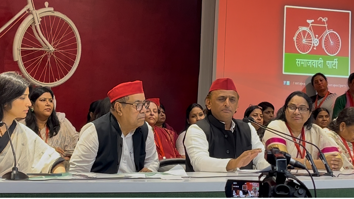 ‘स्त्री सम्मान समृद्धि योजना’ और अखिलेश यादव का मिशन 2027: समाजवादी पार्टी की नई रणनीति ‘स्त्री सम्मान समृद्धि योजना’ और अखिलेश यादव का मिशन 2027: समाजवादी पार्टी की नई रणनीति